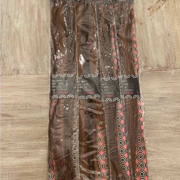 Donna Bella Milan 22inch tape in extensions